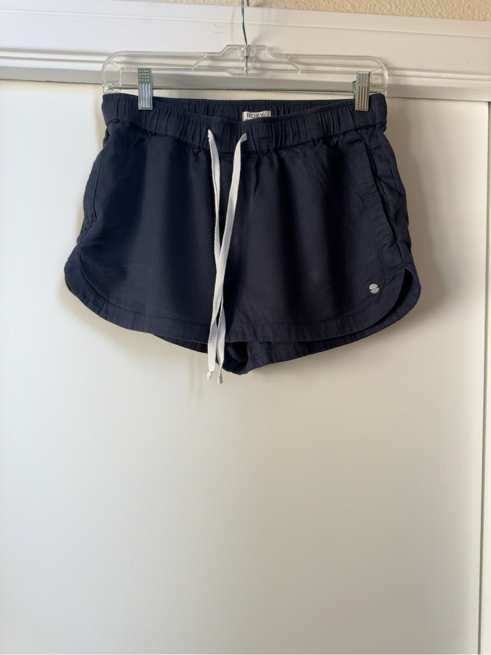 Roxy Women’s Navy Pull-On Drawstring Shorts Size M